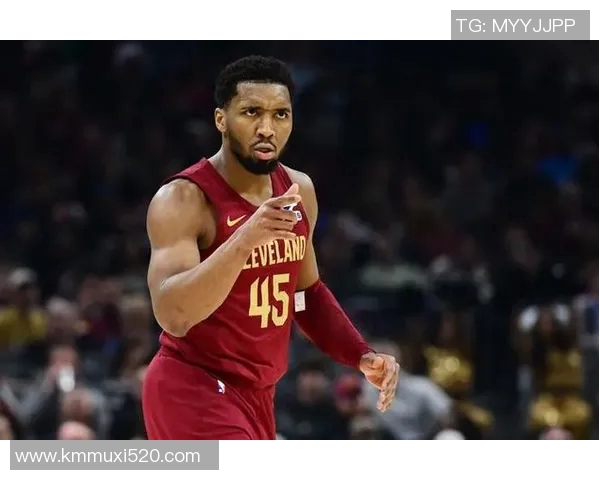 米切尔单节11分引领骑士压制活塞 首节战罢33-24领先